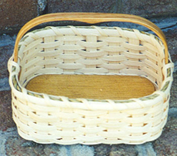 EasyWoodBottomBasket1.jpg